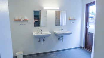 Baderum h&aring;ndvask